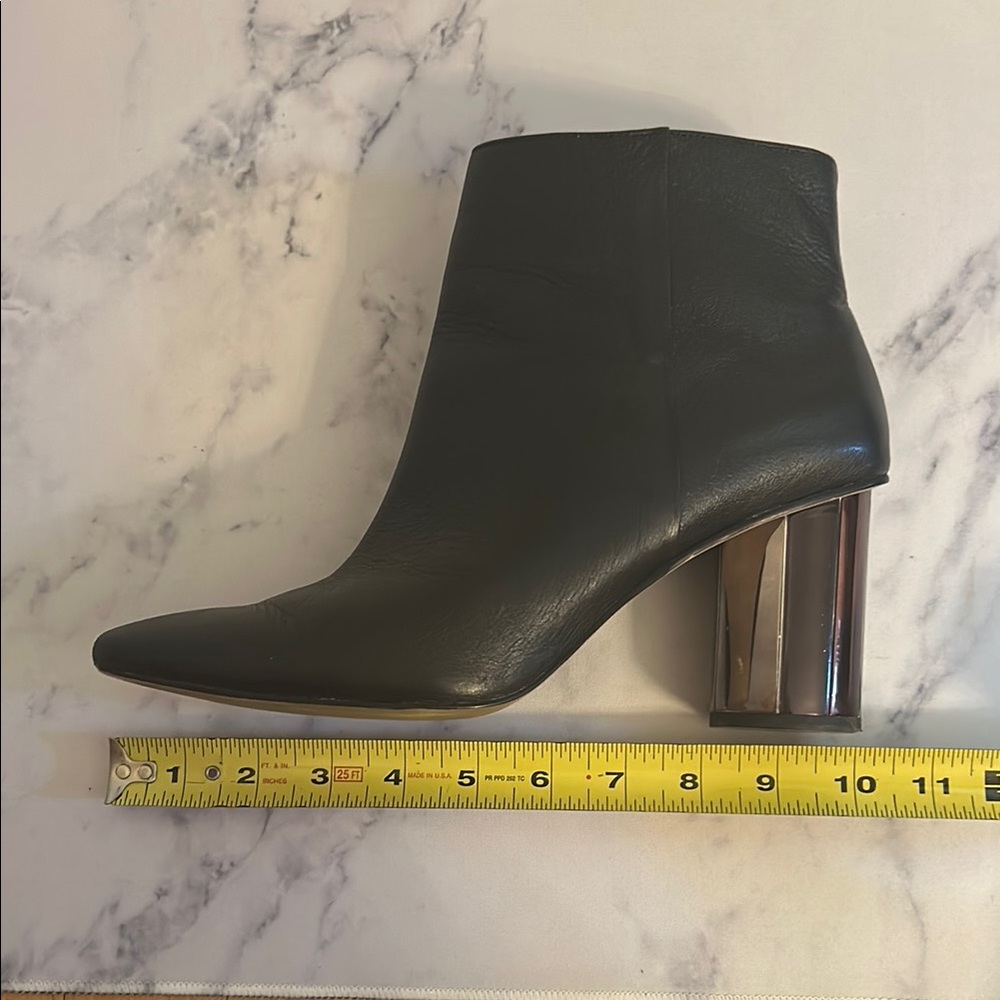 Zara Black Ankle Boots with Round Heel Size 9 (40) - Picture 15 of 16